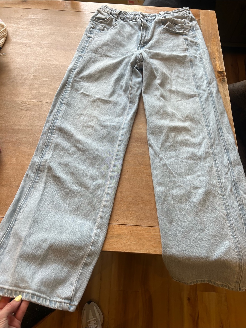 Light Blue Wide-Leg Women's Jeans with Flare